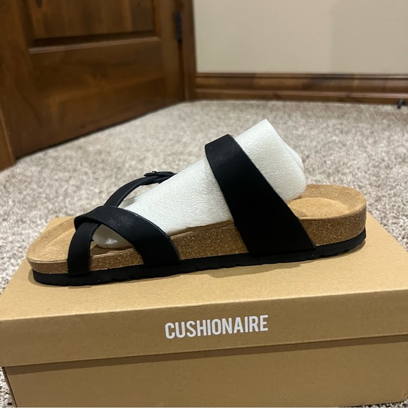 cushionaire Shoes New Cushionaire Black Sandals Size 9m Poshmark